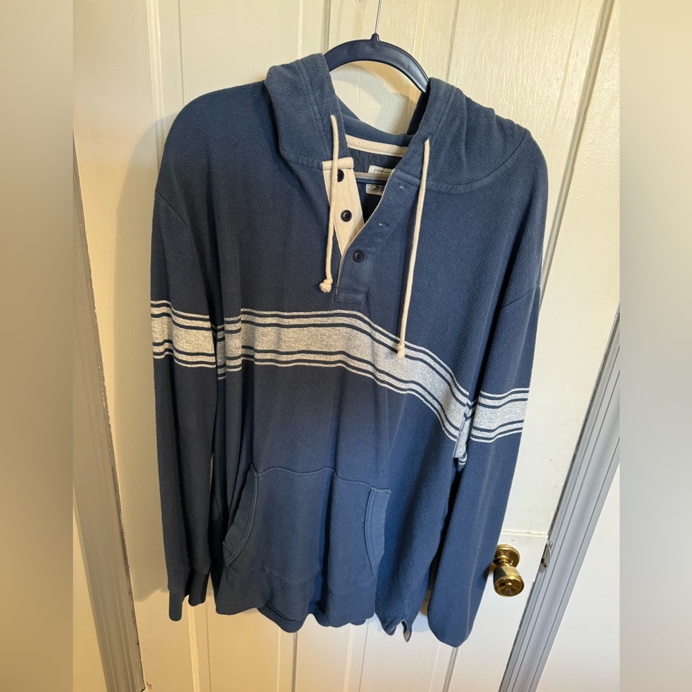 American Eagle Men’s Striped Hoodie
